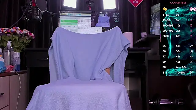 Snapshot of Raissa_sky26 chatting on 09-23-25, 02:36 Raissa sky26 online show from 09-23-25, 02:36