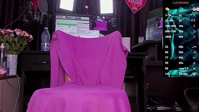 Snapshot of Raissa_sky26 chatting on 10-03-25, 02:41 Raissa sky26 online show from 10-03-25, 02:41