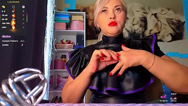 Snow Goddess online show from 04-11-26, 03:11