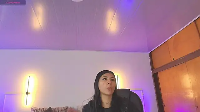 Snapshot of _gaby2 chatting on 09-24-25, 11:24 gaby2 online show from 09-24-25, 11:24