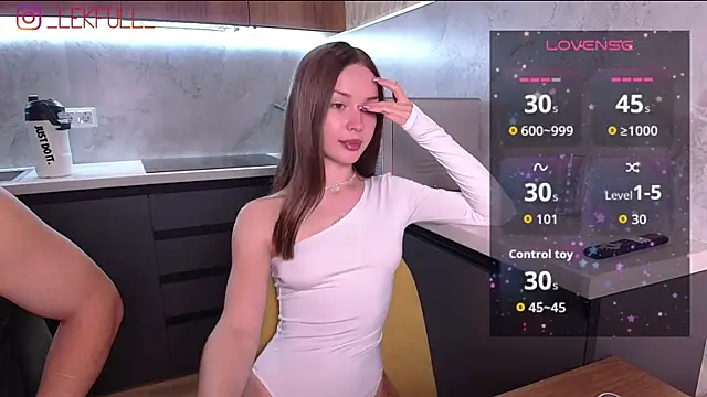 Snapshot of lekfull-kitten chatting on 09-12-25, 12:00 lekfull-kitten online show from 09-12-25, 12:00