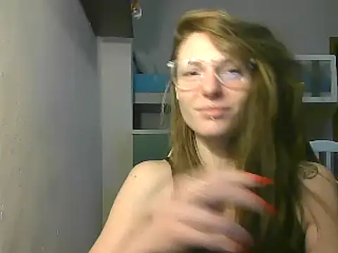 Feli blue online show from 12-19-24, 12:01