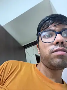 Snapshot of BoyzaraHatke chatting on 05-30-26, 06:27 BoyzaraHatke online show from 05-30-26, 06:27