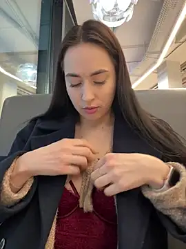 Holly Play online show from 01-30-25, 07:29