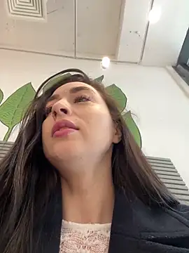 Holly Play online show from 02-17-25, 09:24