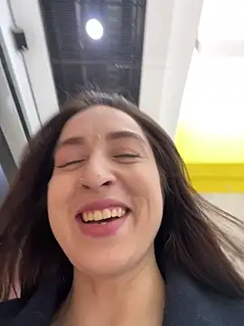 Holly Play online show from 03-14-25, 09:24