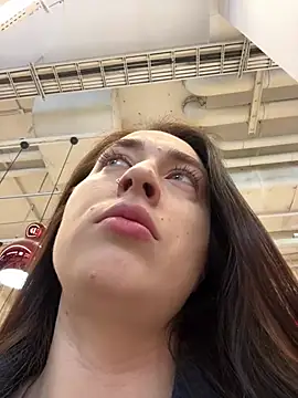 Holly Play online show from 03-15-25, 07:20