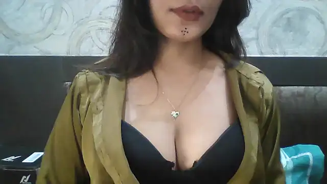 Snapshot of krati74 chatting on 11-28-25, 01:03 krati74 online show from 11-28-25, 01:03