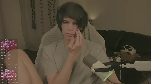 Snapshot of Wampeyes chatting on 11-18-25, 01:11 Wampeyes online show from 11-18-25, 01:11