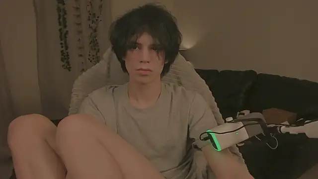 Snapshot of Wampeyes chatting on 11-25-25, 01:33 Wampeyes online show from 11-25-25, 01:33