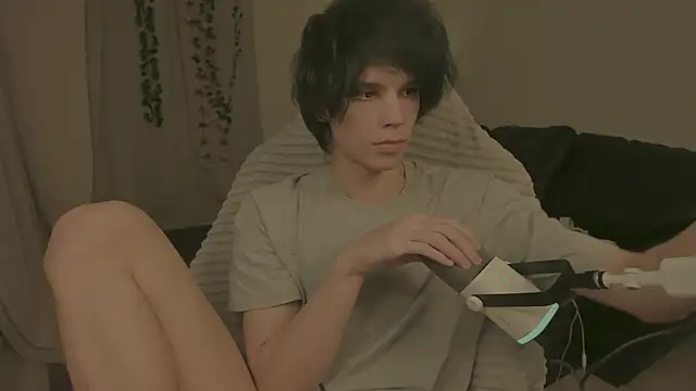 Snapshot of Wampeyes chatting on 12-02-25, 04:02 Wampeyes online show from 12-02-25, 04:02