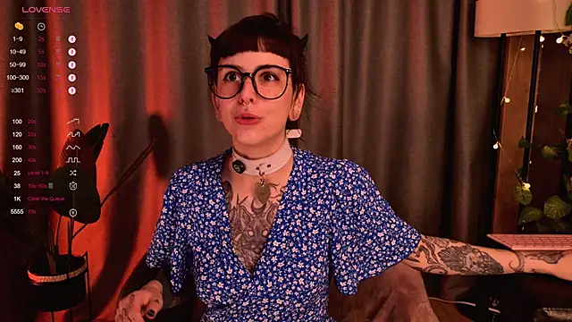 MichaellaMoon online show from 12-08-24, 06:50