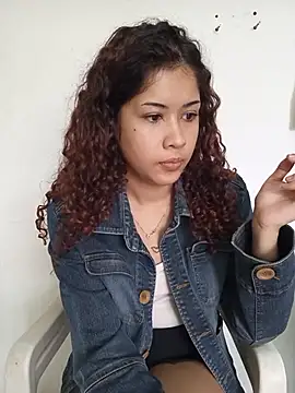 Snapshot of Caccau_scorpion chatting on 10-07-25, 12:24 Caccau scorpion online show from 10-07-25, 12:24