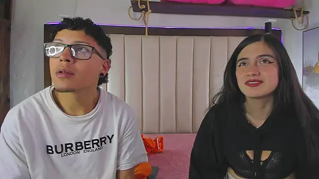 Snapshot of Bonny_Bonss chatting on 10-24-25, 07:43 Bonny Bonss online show from 10-24-25, 07:43