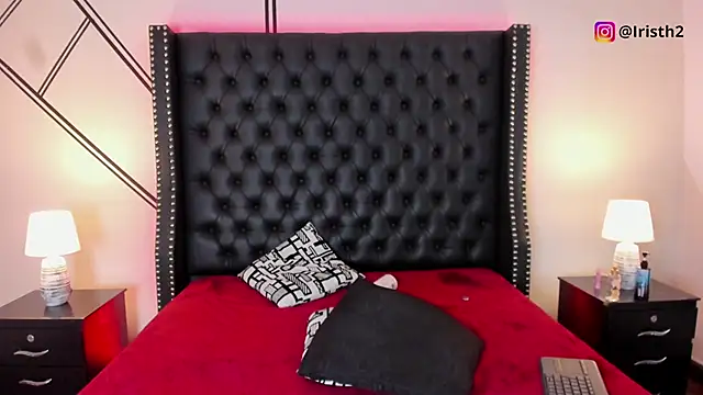 Snapshot of Iris_Thompson_ chatting on 03-18-25, 11:42 Iris Thompson online show from 03-18-25, 11:42