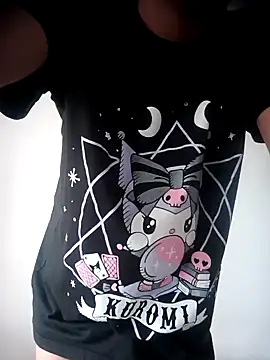 Snapshot of Evil_Queen13 chatting on 01-14-25, 08:48 Evil Queen13 online show from 01-14-25, 08:48