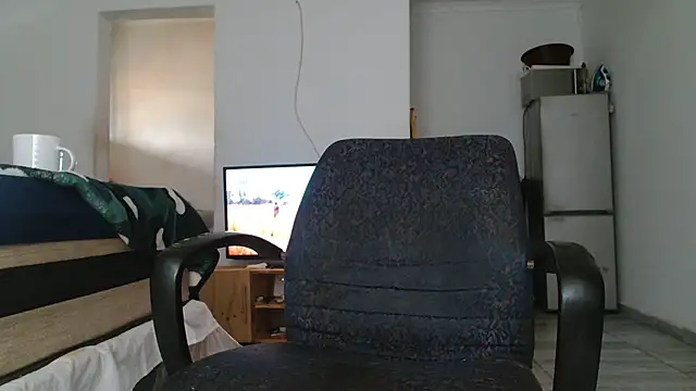 Hugetittiesxx2 online show from 10-26-25, 05:24