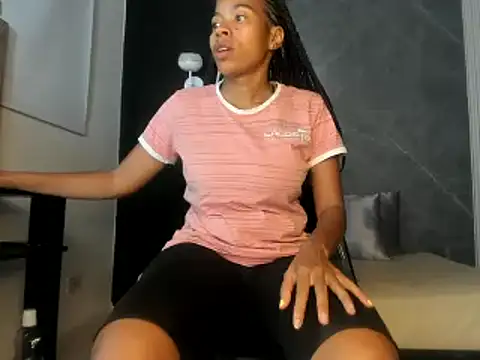 YummyDuooo online show from 12-11-24, 01:58