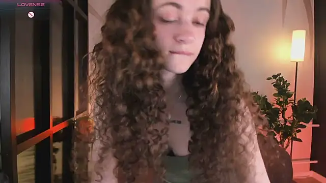 Curly Moon online show from 07-01-26, 01:45