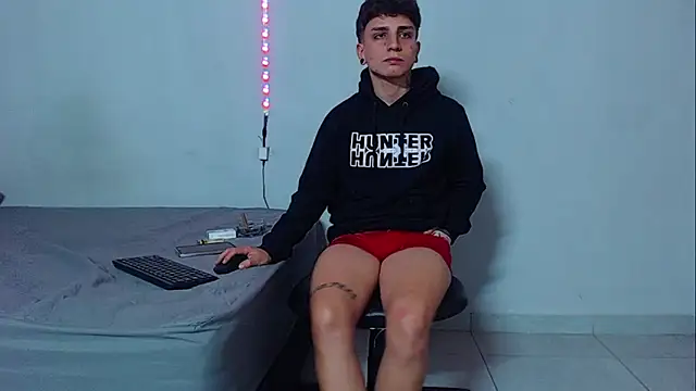 Snapshot of mikecoper_23 chatting on 12-01-25, 03:11 mikecoper 23 online show from 12-01-25, 03:11