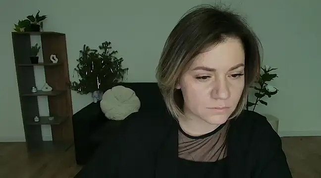 MariaSttone online show from 01-04-25, 03:49