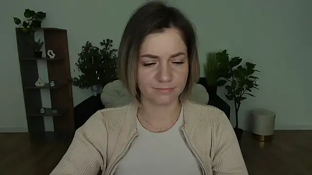 MariaSttone online show from 01-16-25, 02:41