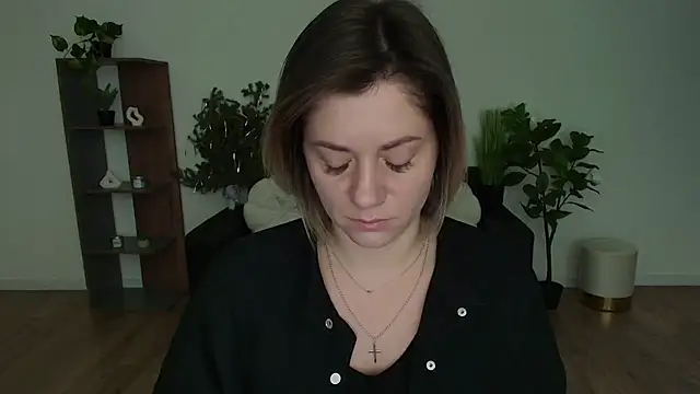 MariaSttone online show from 01-20-25, 01:53