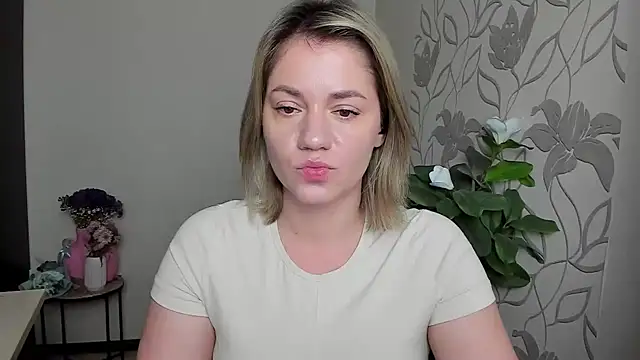 MariaSttone online show from 09-28-25, 10:42