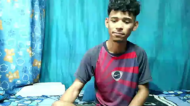 Snapshot of Luckbigcock64 chatting on 03-11-25, 12:17 Luckbigcock64 online show from 03-11-25, 12:17