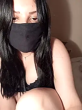 Snapshot of The_Arabien_Queen chatting on 02-05-25, 07:50 The Arabien Queen online show from 02-05-25, 07:50