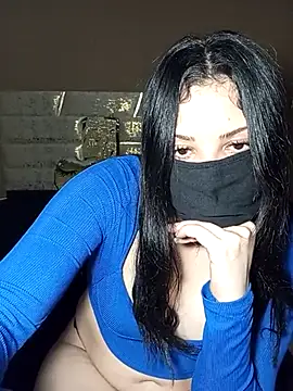 Snapshot of The_Arabien_Queen chatting on 02-19-25, 06:00 The Arabien Queen online show from 02-19-25, 06:00