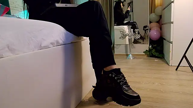 FeetVibe online show from 12-05-25, 08:23