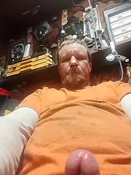 Snapshot of hornygiltz92 chatting on 01-12-26, 12:43 hornygiltz92 online show from 01-12-26, 12:43