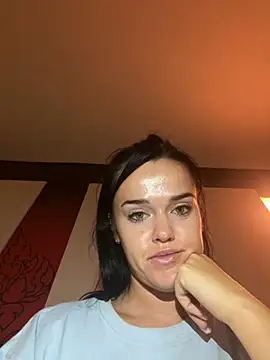 English-Chloe96 online show from 03-03-25, 01:20