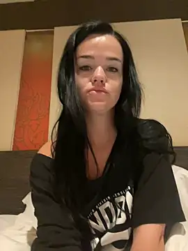 Snapshot of English-Chloe96 chatting on 03-03-26, 05:35 English-Chloe96 online show from 03-03-26, 05:35