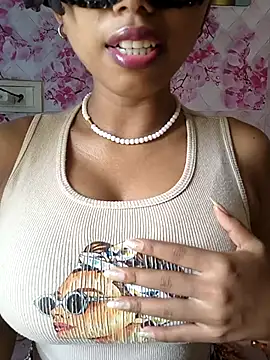 Snapshot of sandy_naughty chatting on 06-16-26, 08:39 sandy naughty online show from 06-16-26, 08:39