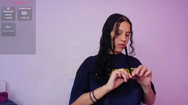 Snapshot of realshy-Stepsis chatting on 12-04-25, 12:14 realshy-Stepsis online show from 12-04-25, 12:14