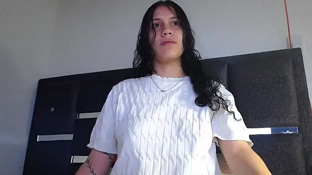 Snapshot of realshy-Stepsis chatting on 03-11-26, 09:32 realshy-Stepsis online show from 03-11-26, 09:32