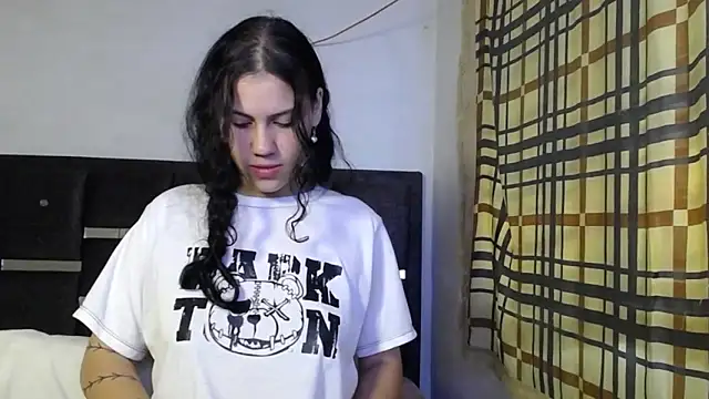 Snapshot of realshy-Stepsis chatting on 03-24-26, 12:43 realshy-Stepsis online show from 03-24-26, 12:43