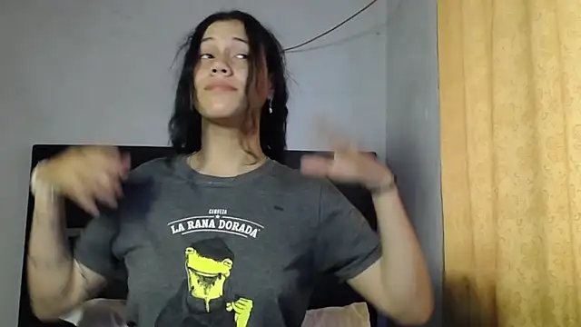 Snapshot of realshy-Stepsis chatting on 04-28-26, 12:54 realshy-Stepsis online show from 04-28-26, 12:54
