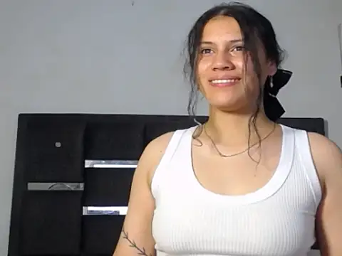 Snapshot of realshy-Stepsis chatting on 05-26-26, 01:29 realshy-Stepsis online show from 05-26-26, 01:29
