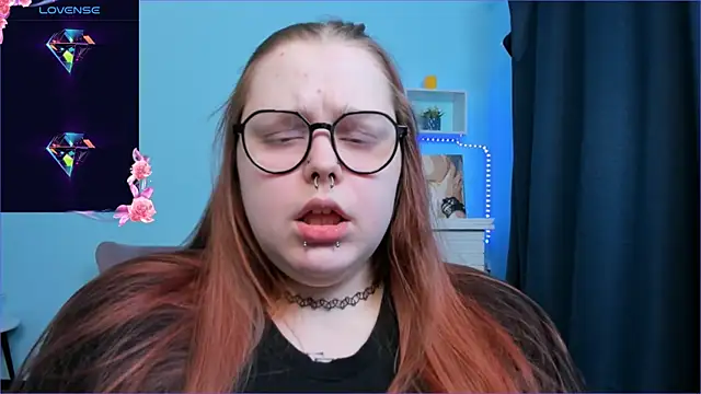 Snapshot of Crow_Diam0nd chatting on 01-25-25, 07:49 Crow Diam0nd online show from 01-25-25, 07:49