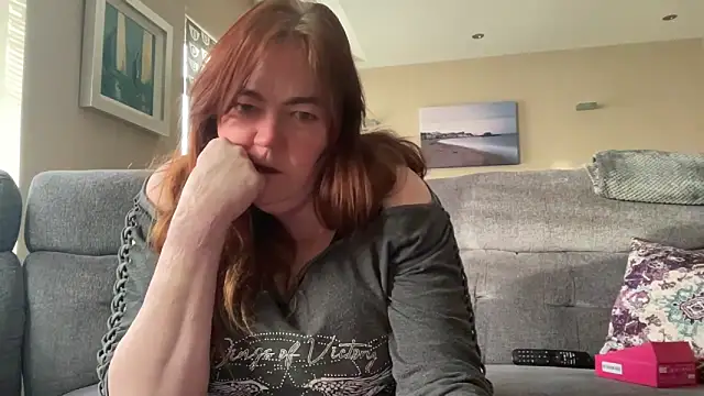 Snapshot of curvy-milf-abbie chatting on 02-17-26, 03:40 curvy-milf-abbie online show from 02-17-26, 03:40