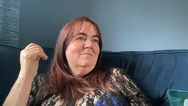Snapshot of curvy-milf-abbie chatting on 05-16-26, 12:26 curvy-milf-abbie online show from 05-16-26, 12:26