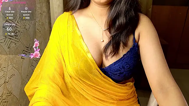 Snapshot of Punjabi_Queen1 chatting on 03-09-25, 02:54 Punjabi Queen1 online show from 03-09-25, 02:54