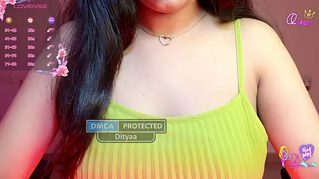Snapshot of Punjabi_Queen1 chatting on 06-30-26, 05:03 Punjabi Queen1 online show from 06-30-26, 05:03