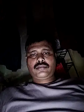 Snapshot of Vinay-kumar89 chatting on 12-17-25, 06:36 Vinay-kumar89 online show from 12-17-25, 06:36