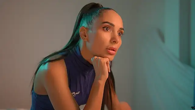 Mila May  online show from 09-26-25, 10:47