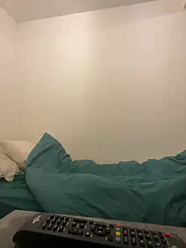 Snapshot of Enzo_showww chatting on 12-23-24, 07:28 Enzo showww online show from 12-23-24, 07:28