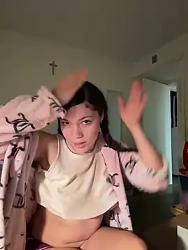 ladylavish online show from 12-15-24, 01:35